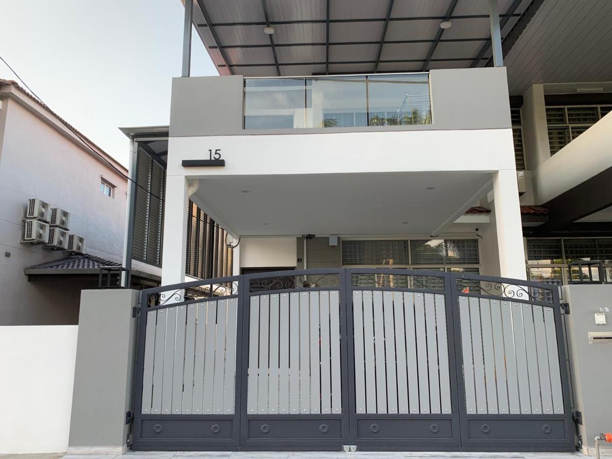 Brand New Cosy Minimalist Home Butterworth Exterior foto